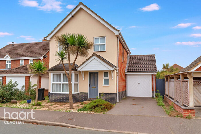 3 Bedroom Detached House For Sale In Shoreham Road, Clacton-On-Sea, CO15