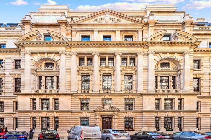 2 Bedroom Flat To Rent In The Old War Office, Whitehall, London, SW1A