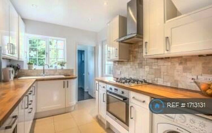 3 Bedroom Semi-Detached House To Rent In Carlton Road, Oxford, OX2