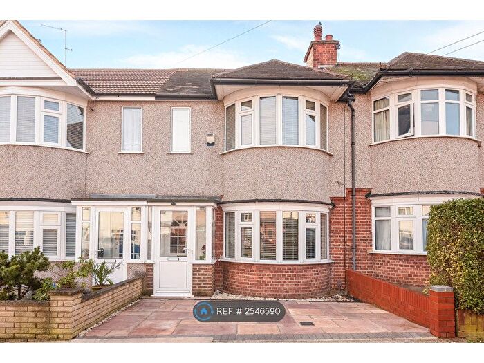 2 Bedroom Terraced House To Rent In Lynmouth Drive, Ruislip Manor, HA4