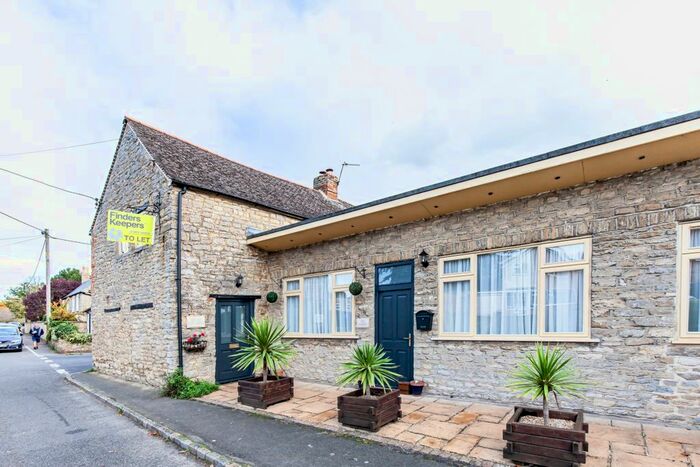 1 Bedroom Flat To Rent In Merton Road, Ambrosden, Bicester, OX25