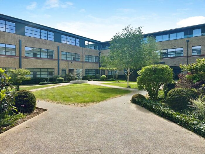 Studio For Sale In Heron Drive, Slough, SL3