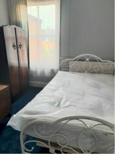 4 Bedroom Town House To Rent In Gladstone Avenue, Haringey, N22