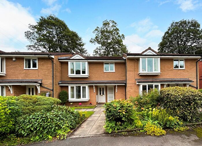 1 Bedroom Apartment For Sale In Waterloo Court, Bury, Greater Manchester, BL9