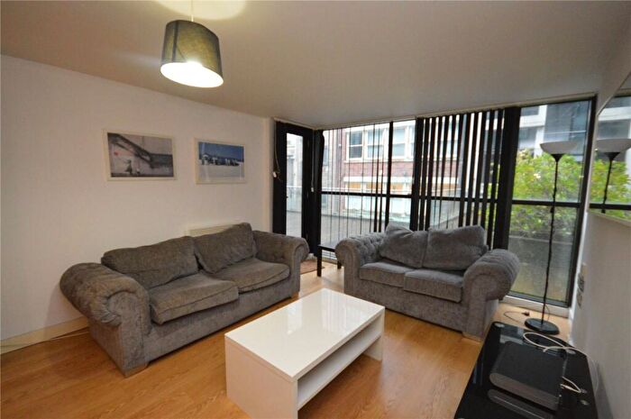 2 Bedroom Apartment To Rent In Hamilton House, Pall Mall, Liverpool, Merseyside, L3