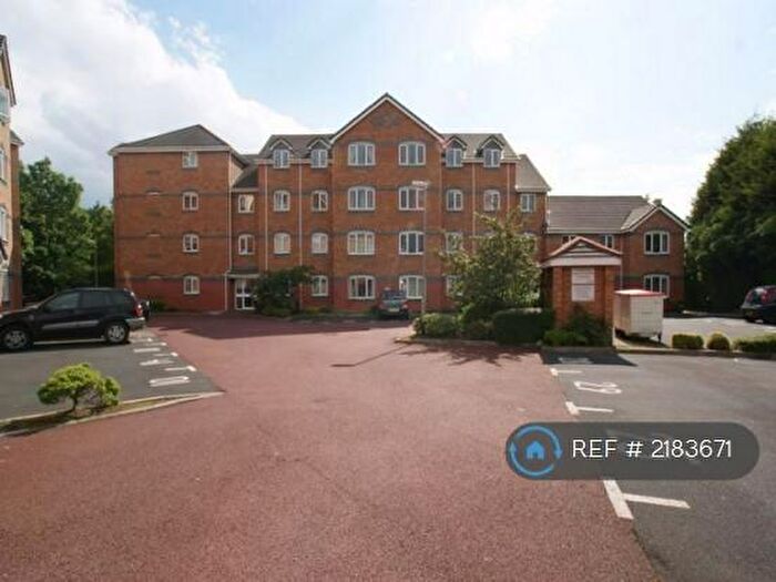 2 Bedroom Flat To Rent In Knightswood Court, Liverpool, L18