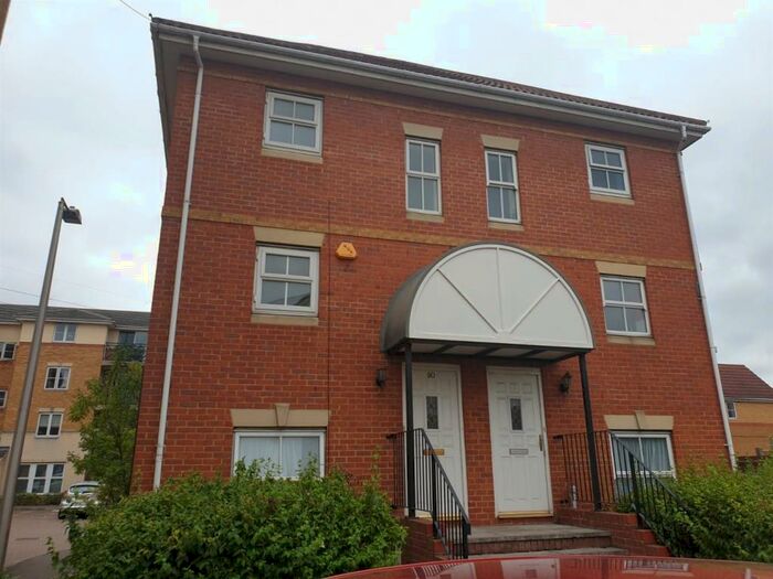 2 Bedroom Flat To Rent In Sewell Close, Chafford Hundred, RM16