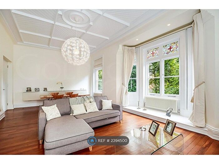 2 Bedroom Flat To Rent In Well Walk, London, NW3