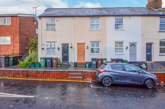 2 Bedroom Cottage To Rent In Old London Road, St. Albans, AL1