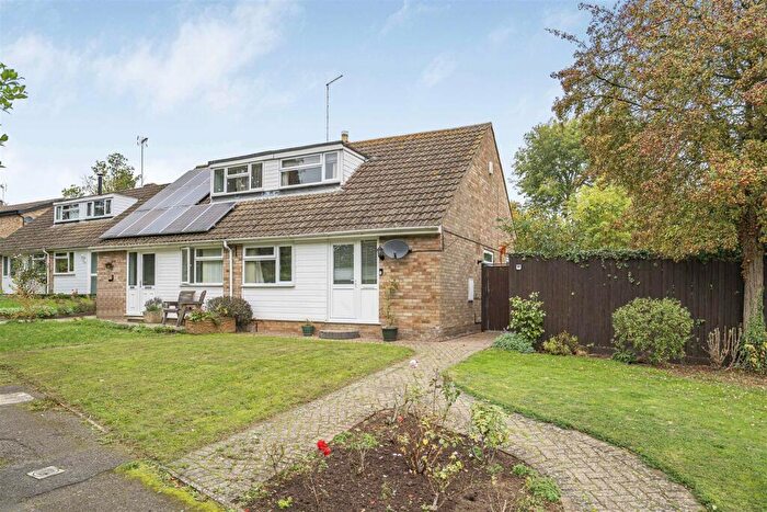 2 Bedroom House For Sale In Spring Lane, Flore, NN7