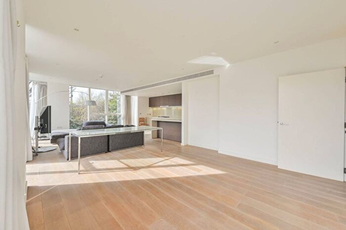 2 Bedroom Flat For Sale In Grosvenor Waterside, Chelsea, London, SW1W