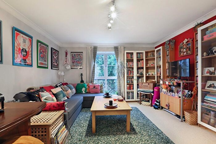 1 Bedroom Flat For Sale In Belvoir Lodge, Underhill Road, East Dulwich, SE22