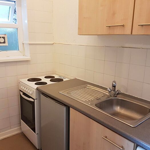 Studio To Rent In Cathedral Road, Flat, Pontcanna, Cardiff, CF11