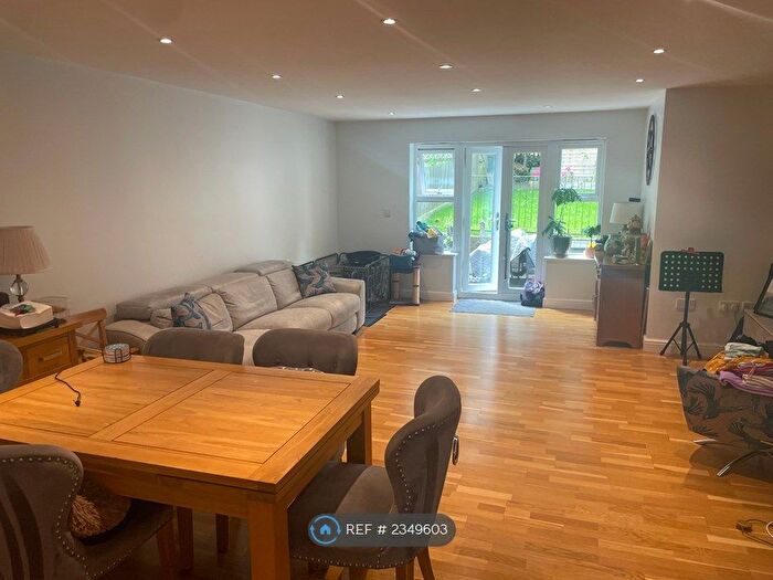 4 Bedroom Terraced House To Rent In Aston Close, Hemel Hempstead, HP3