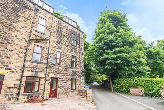 2 Bedroom Apartment To Rent In Manchester Road, Penistone, S36