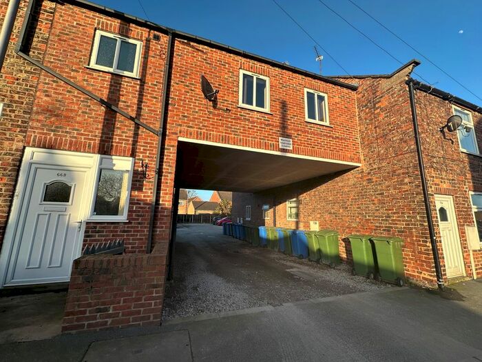 2 Bedroom Property To Rent In Flatgate, Howden, Goole, DN14