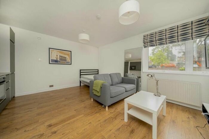 Studio To Rent In Oseney Crescent, London, NW5