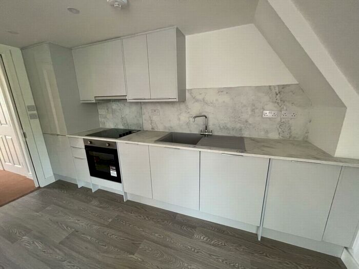 2 Bedroom Flat To Rent In Milton Road, Gravesend, DA12