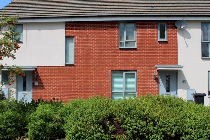 4 Bedroom Private Hall To Rent In Wallshut Wood, Bristol, BS16