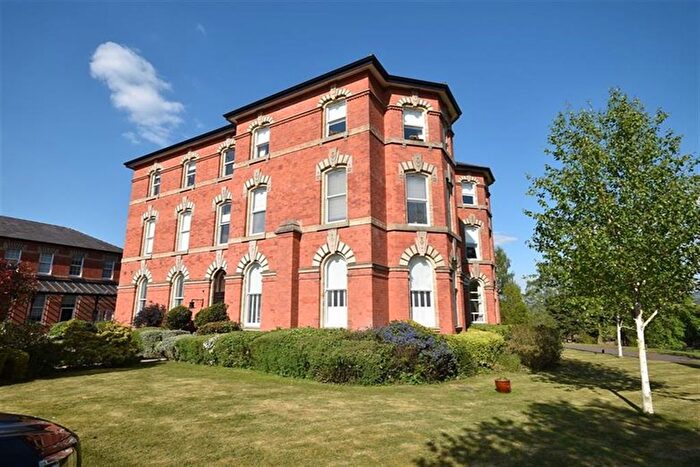 1 Bedroom Flat To Rent In Pavilion Way, Macclesfield, SK10