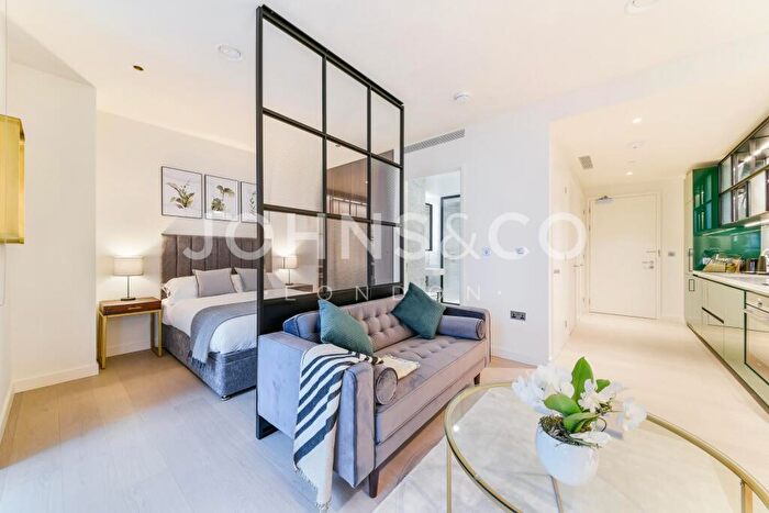 Apartment To Rent In Bagshaw Building, Wardian, Canary Wharf, E14