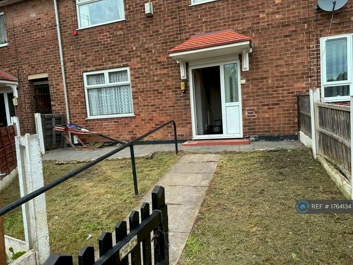 3 Bedroom Terraced House To Rent In Gable Drive, Middleton, Manchester, M24