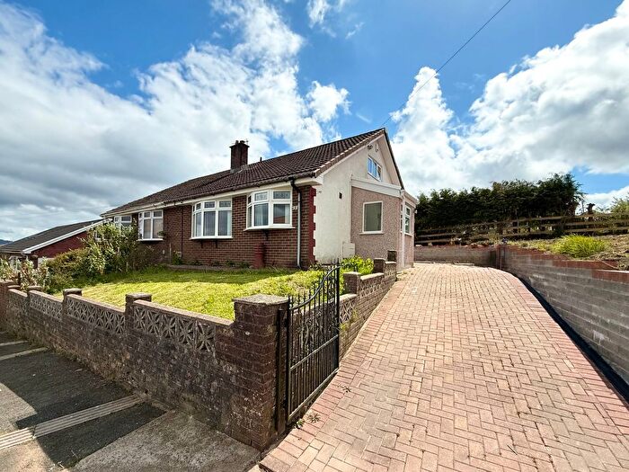 3 Bedroom Semi-Detached Bungalow For Sale In The Crescent, Cwmdare, Aberdar, Rhondda Cynon Taf, CF44