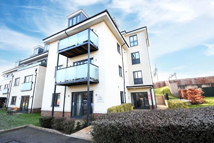 3 Bedroom Apartment To Rent In Institute Road, Taplow, Maidenhead, Berkshire, SL6