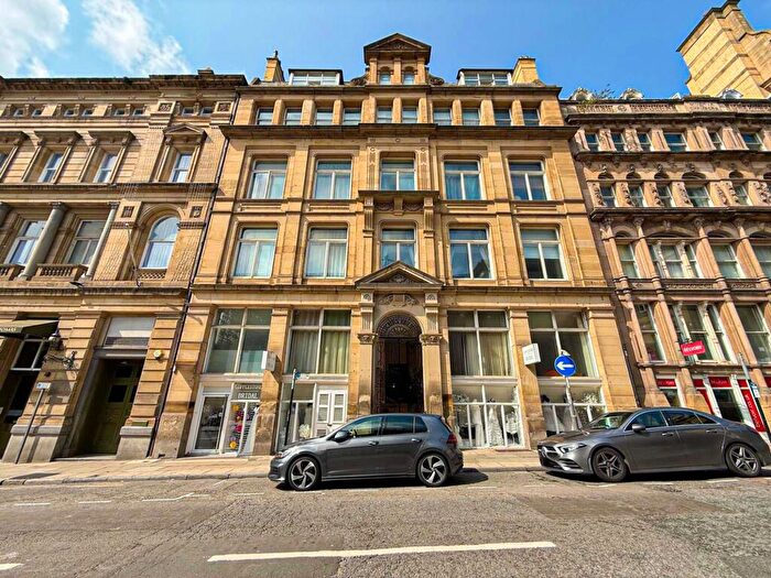 2 Bedroom Flat For Sale In Sir Thomas Street, Liverpool, L1