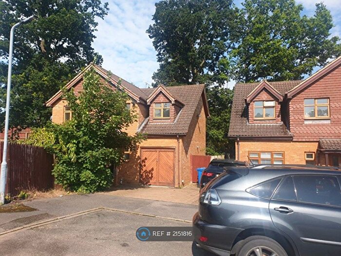 4 Bedroom Detached House To Rent In Priors Way, Maidenhead, SL6
