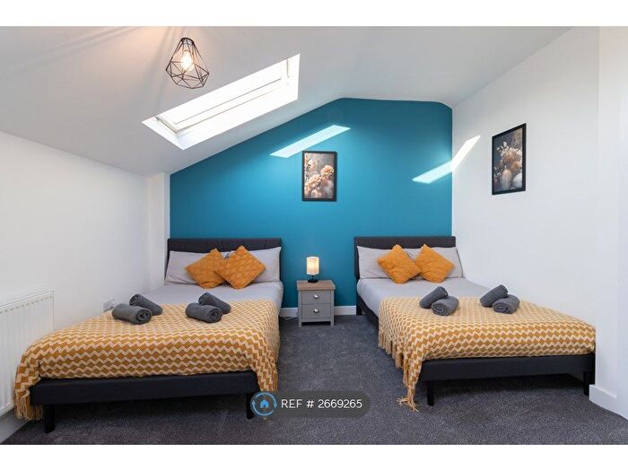 1 Bedroom Semi-detached House To Rent In Fryer Court, Gosport, PO12