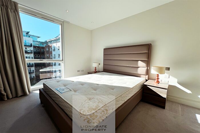 2 Bedroom Apartment To Rent In Queenshurst Square, Kingston, KT2
