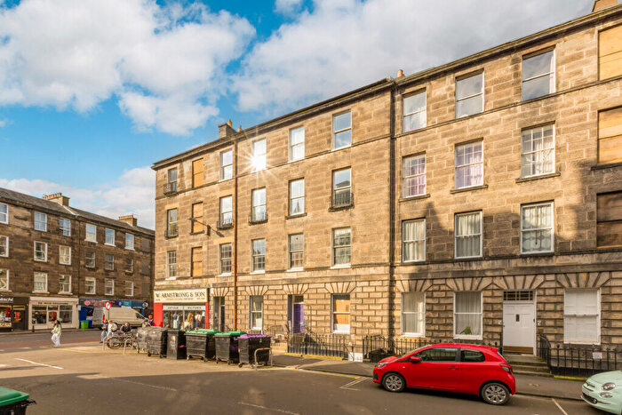 2 Bedroom Flat For Sale In A Montague Street, Newington, EH8