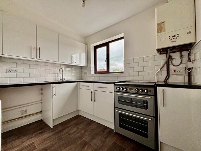1 Bedroom Flat To Rent In Appollo House, Illustrious Close, Lordswood, ME5