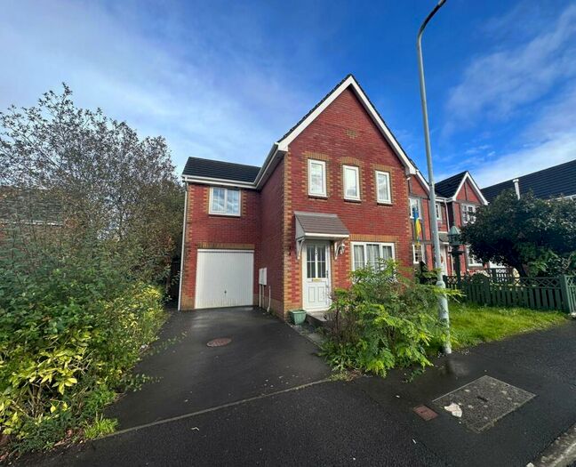 3 Bedroom House To Rent In Ffordd Ger Y Llyn, Tircoed Village, Penllergaer, Swansea, SA4