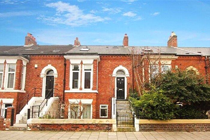 2 Bedroom Maisonette For Sale In Victoria Terrace, Whitley Bay, NE26