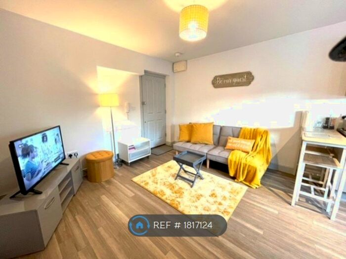 1 Bedroom Flat To Rent In Southmill Road, Bishop's Stortford, CM23