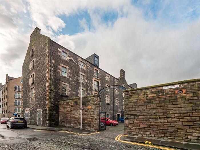 1 Bedroom Flat To Rent In The Vaults, Giles Street, Edinburgh, EH6
