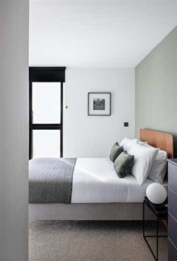 2 Bedroom Flat For Sale In St Georges, A Spinners Wy, Manchester, M15