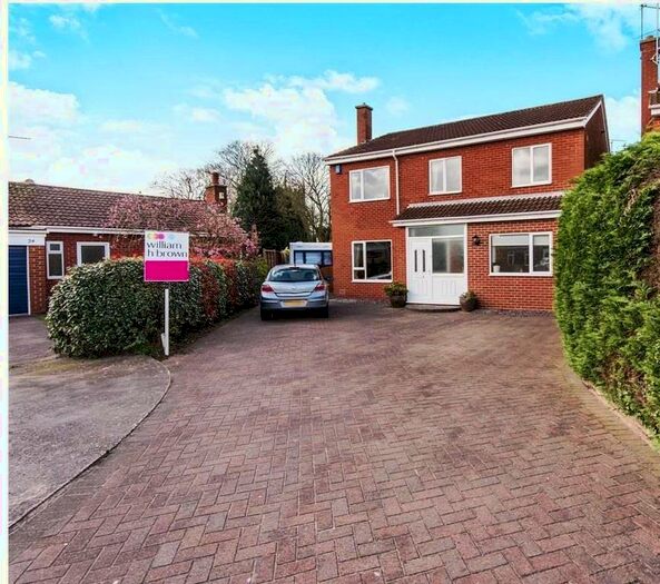 4 Bedroom Detached House To Rent In Manor Close, Misson, Doncaster, DN10