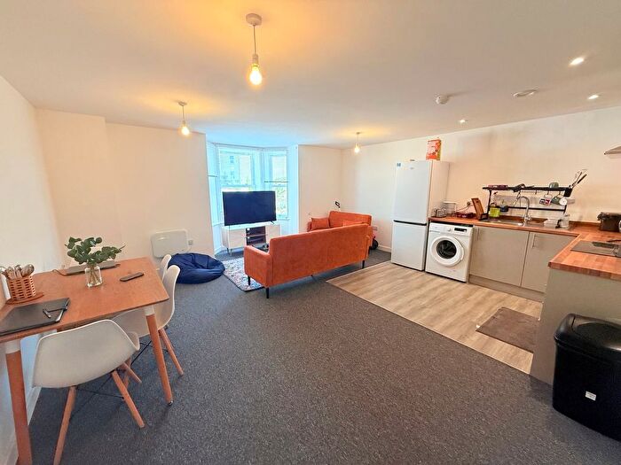 2 Bedroom Flat To Rent In Madeira Road, Weston Super Mare, BS23