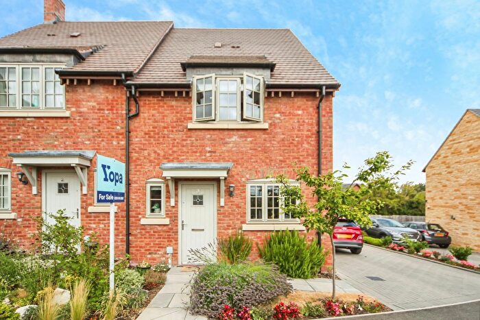 2 Bedroom Semi Detached House For Sale In Haddon Fields, Shipston-On-Stour, CV36