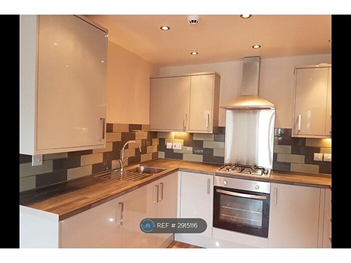 2 Bedroom Flat To Rent In Bristol, Bristol, BS2