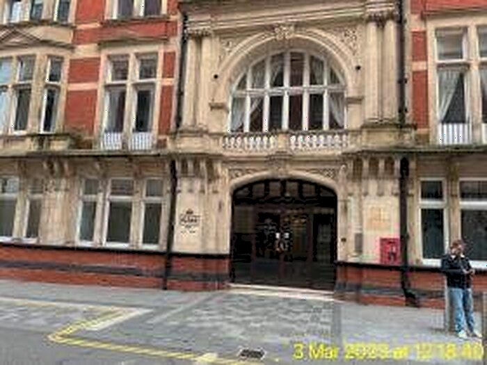 1 Bedroom Flat To Rent In Kings Court, , High Street, Newport, NP20