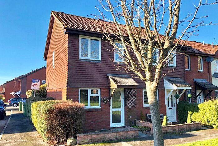 2 Bedroom End Of Terrace House To Rent In Yarrow Way, Locks Heath, SO31