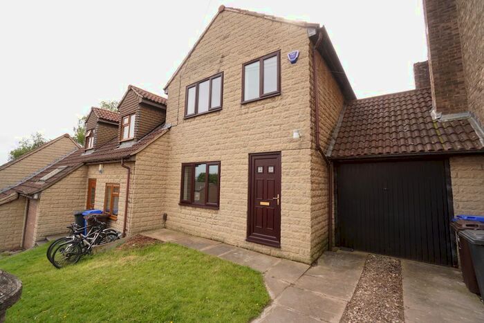 3 Bedroom Terraced House To Rent In Fulton Road, Sheffield, South Yorkshire, S6