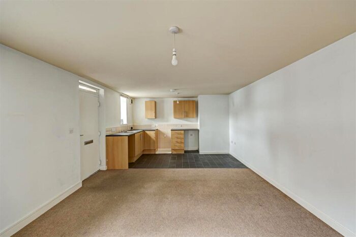 1 Bedroom Flat For Sale In Castlegate, Penrith, CA11