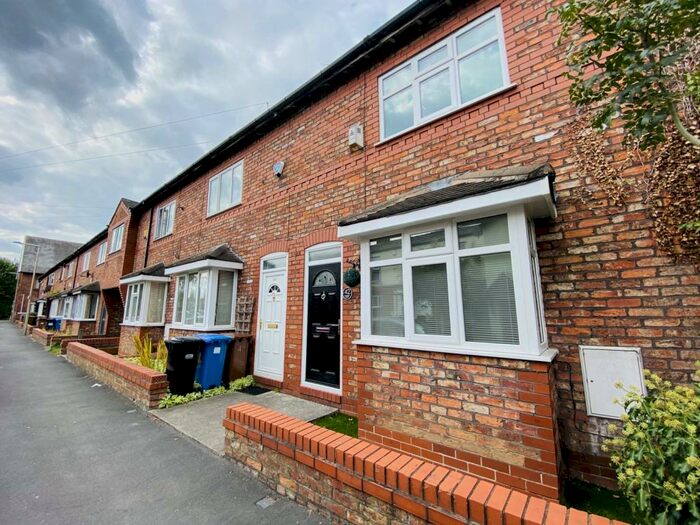 2 Bedroom Terraced House To Rent In Thomson Street, Stockport, SK3