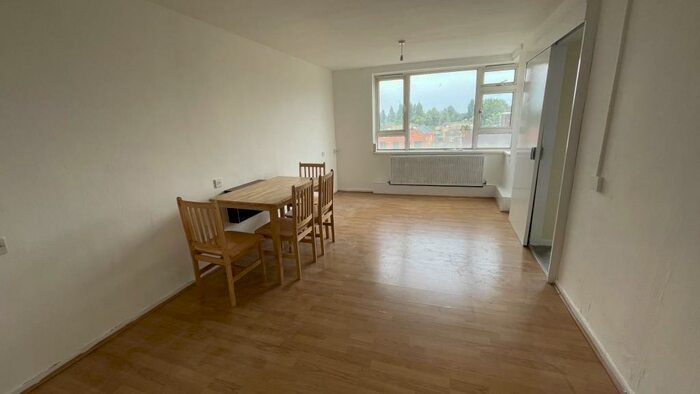 1 Bedroom Apartment To Rent In Pedro Street, Lower Clapton, E5