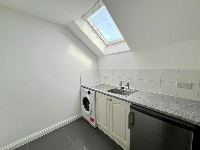 1 Bedroom Flat To Rent In Goldstone Villas, Hove, BN3